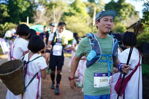 BIB: 2305
                            <button type="button" onclick="openModal(18979906)" class="btn btn-primary btn-sm float-right btn-popup" data-toggle="modal" data-target=".modal-high-quality">
                        <i class="fas fa-shopping-cart"></i> Add to Cart
                    </button>
                                            <button type="button" onclick="isThisMe(18979906, true)" class="btn btn-success btn-sm float-right btn-popup btn-isme hidden" data-toggle="tooltip" data-placement="bottom" title="นี่คือรูปของคุณใช่ไหม คลิกที่นี่เพื่อเอาเข้าอัลบั้ม">
                        <i class="fas fa-plus"></i> Add to album
                    </button>
                    <button type="button" onclick="isThisMe(18979906, false)" class="btn btn-warning btn-sm float-right btn-popup btn-isnotme hidden">
                        <i class="fas fa-ban"></i> Remove from album
                    </button>